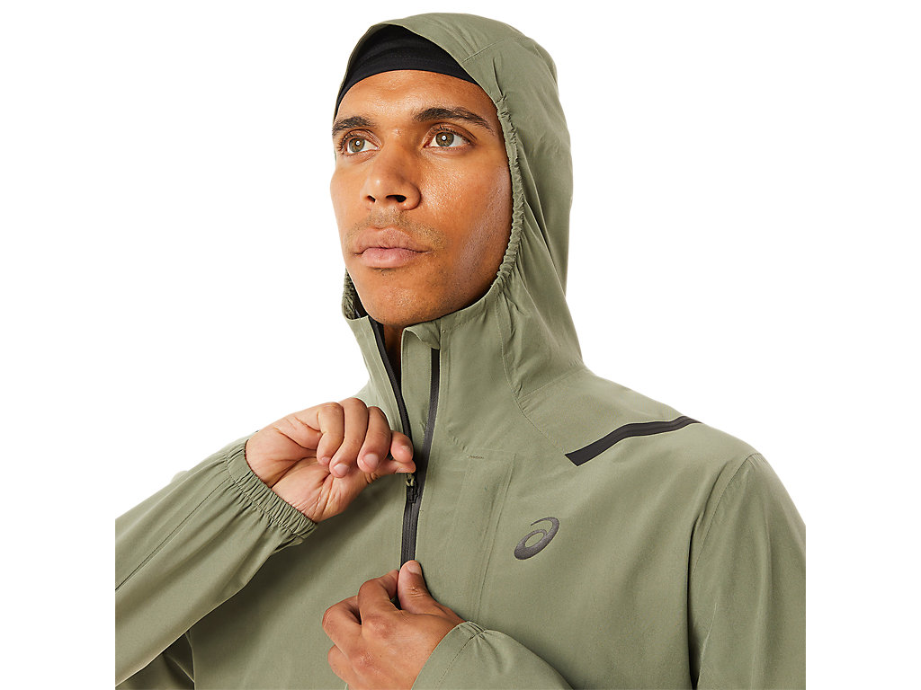 Men's Asics Accelerate Waterproof 2.0 Jackets Green | 7368-ANILZ