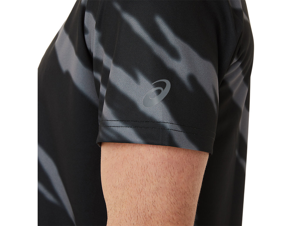 Men's Asics Seasonal All Over Print Sleeve T Shirts Black / Deep Grey | 0547-APMSG