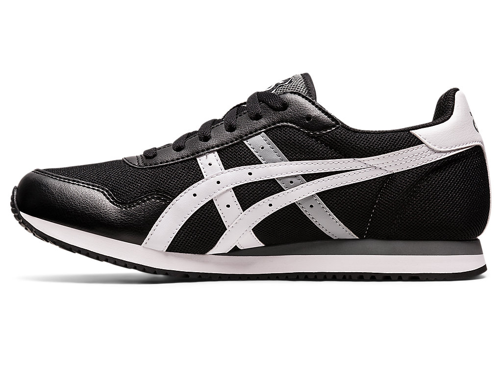 Men's Asics Tiger Runner Sneakers Black / White | 0795-PQSRO