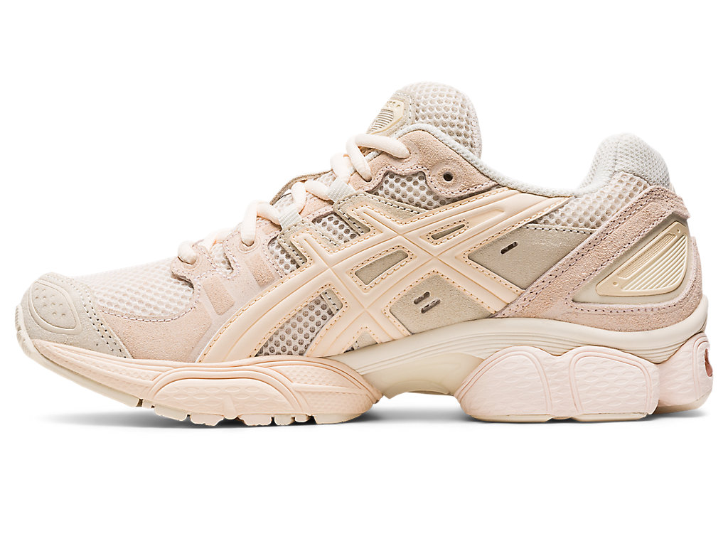 Women's Asics Gel-Nimbus 9 Sneakers Beige / White Coral | 8063-GPIJZ