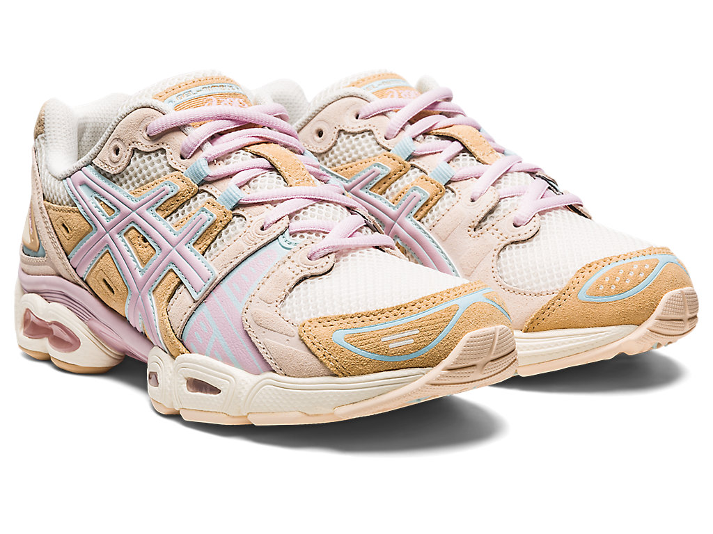 Women's Asics Gel-Nimbus 9 Sneakers Cream / Rose | 2580-RHGXT