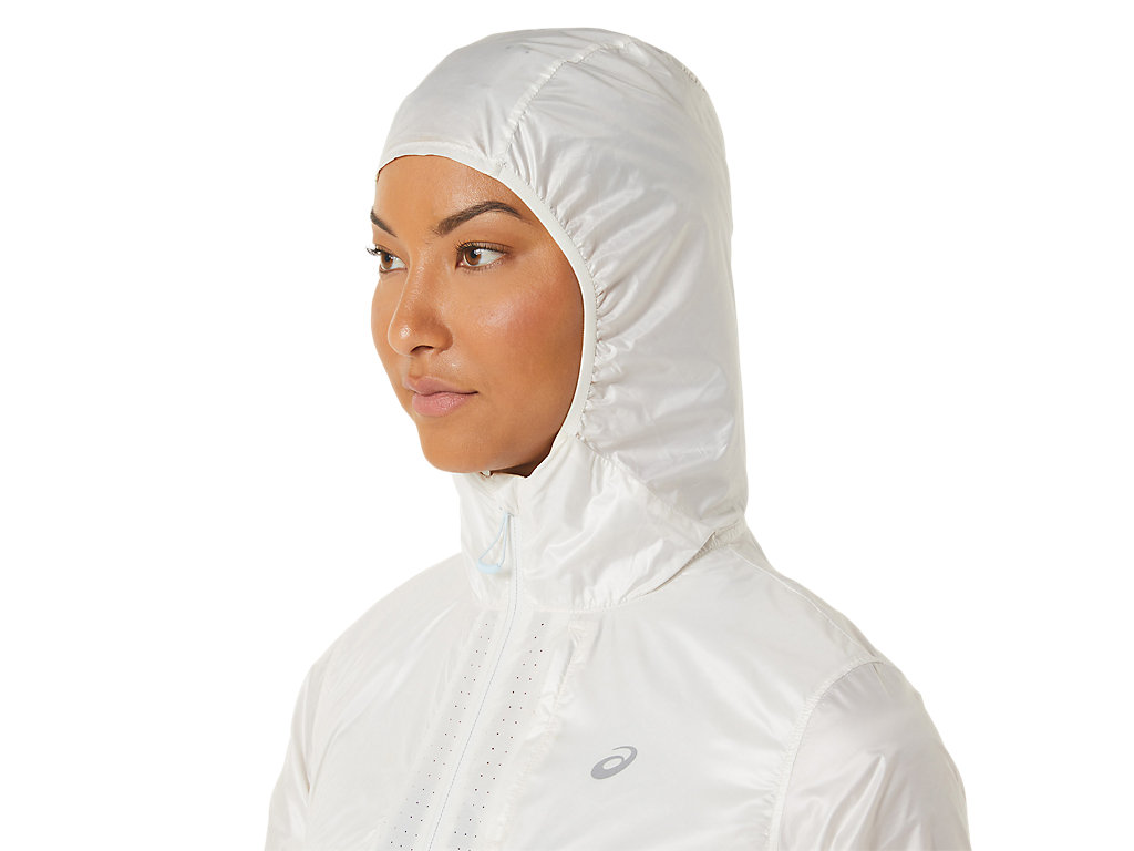 Women's Asics Nagino Run Jackets Cream | 7392-MWITE