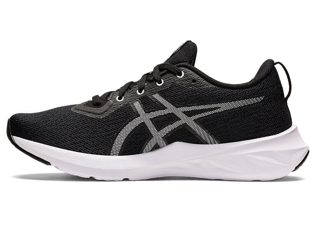 Women's Asics Versablast 2 Walking Shoes Black / White | 7246-PTNSK